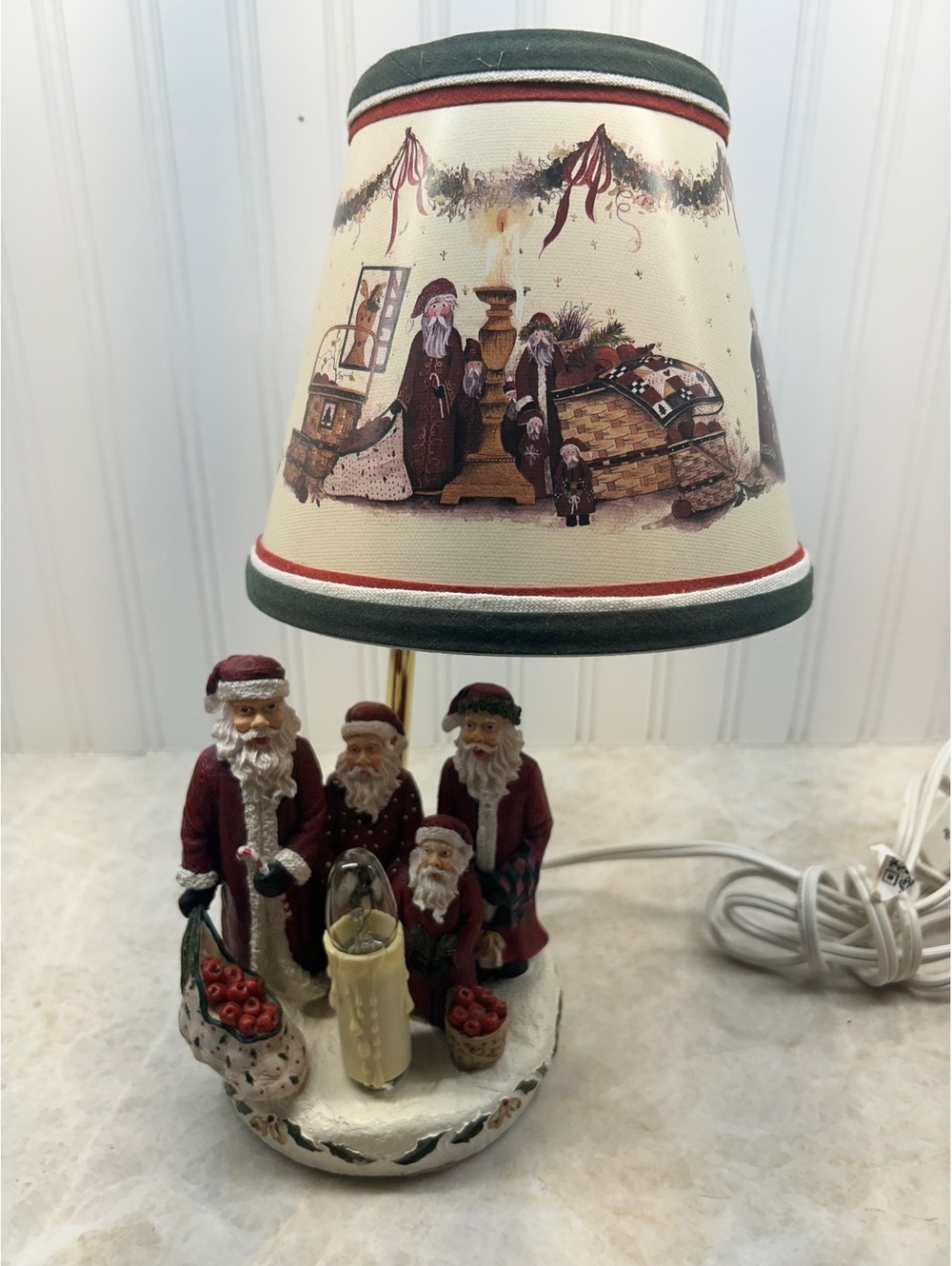 Vintage 2000 Homestead Shoppe Christmas Santa Clauses Lamp with Fabric Shade